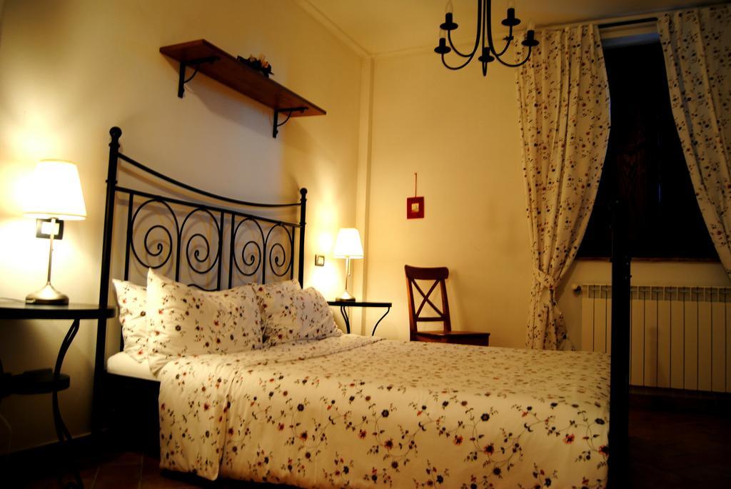 Agriturismo La Fornace Di Poggiano Монтепульчано Номер фото